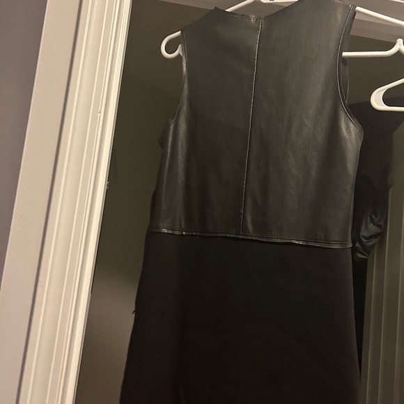 Zara leather cocktail dress - Picture 2 of 3